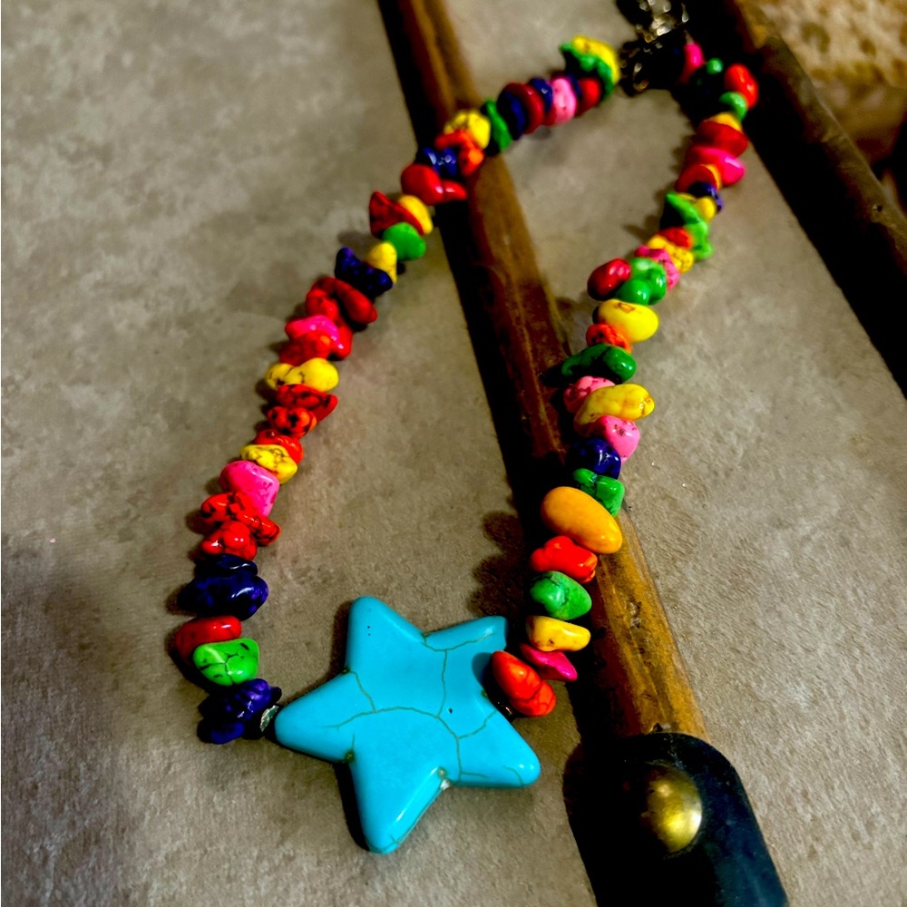 Multi color star necklace
